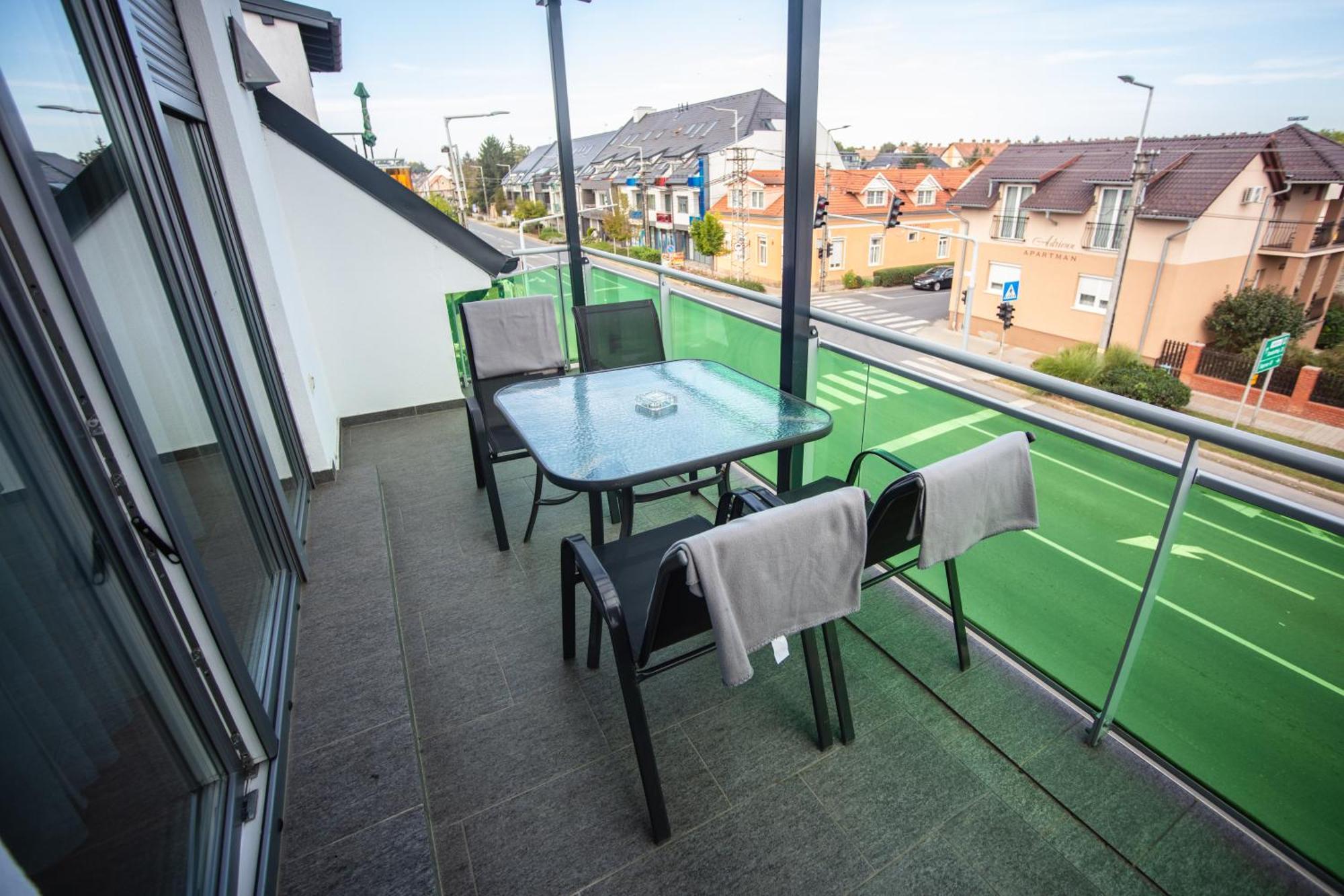 Németh Apartmanok Sárvár Extérieur photo