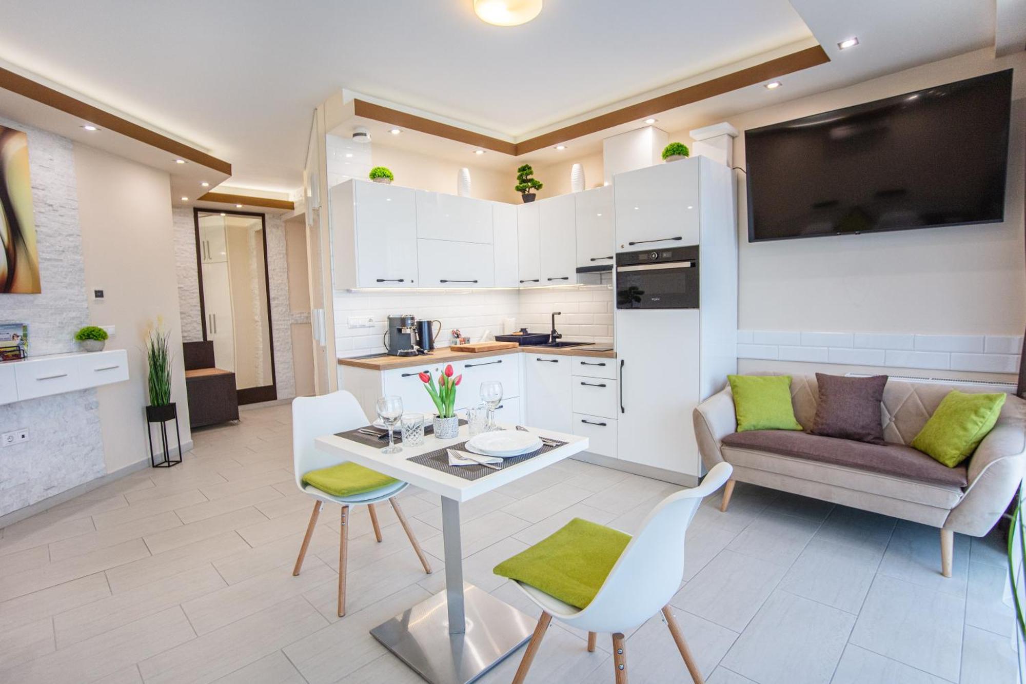 Németh Apartmanok Sárvár Extérieur photo