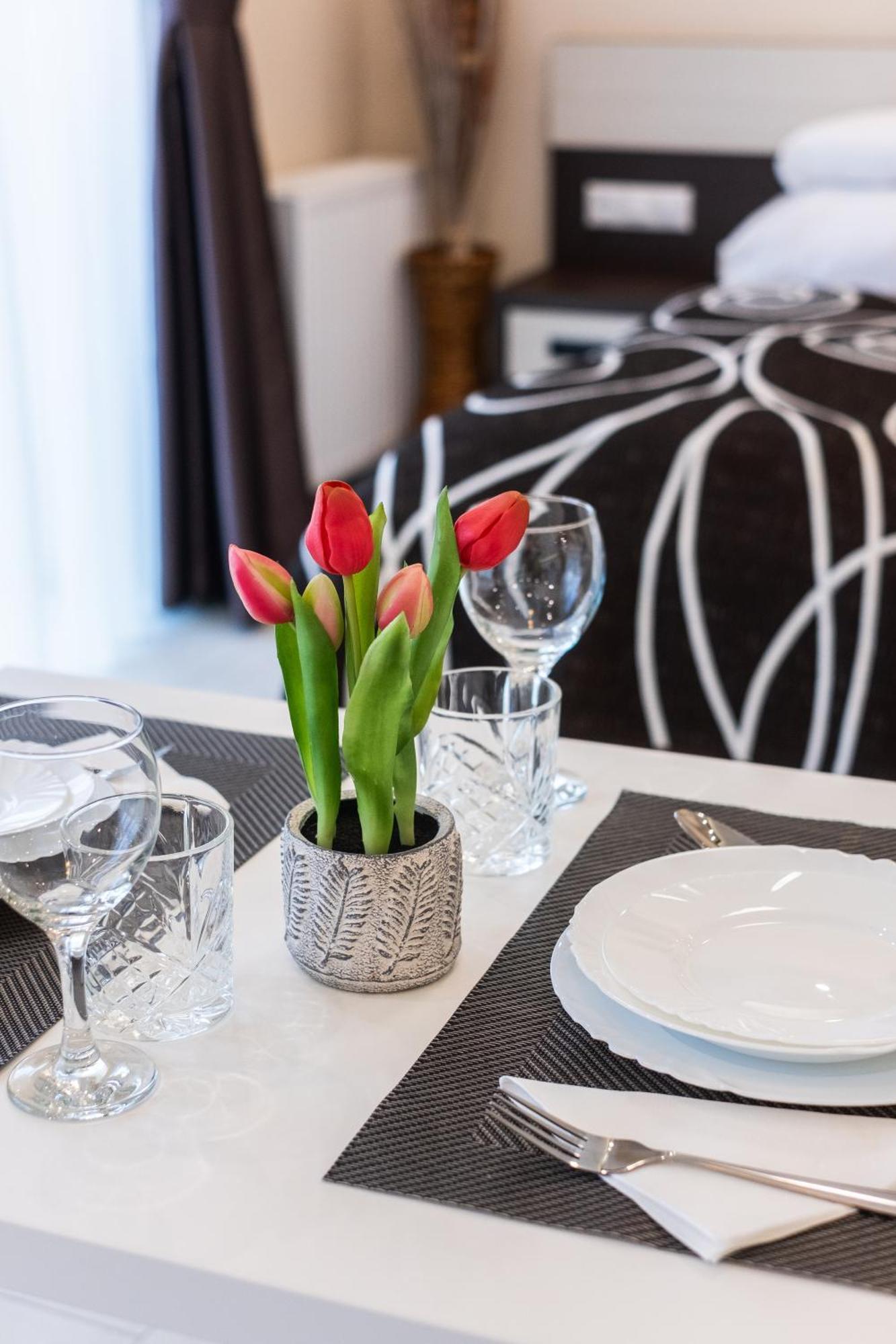 Németh Apartmanok Sárvár Extérieur photo