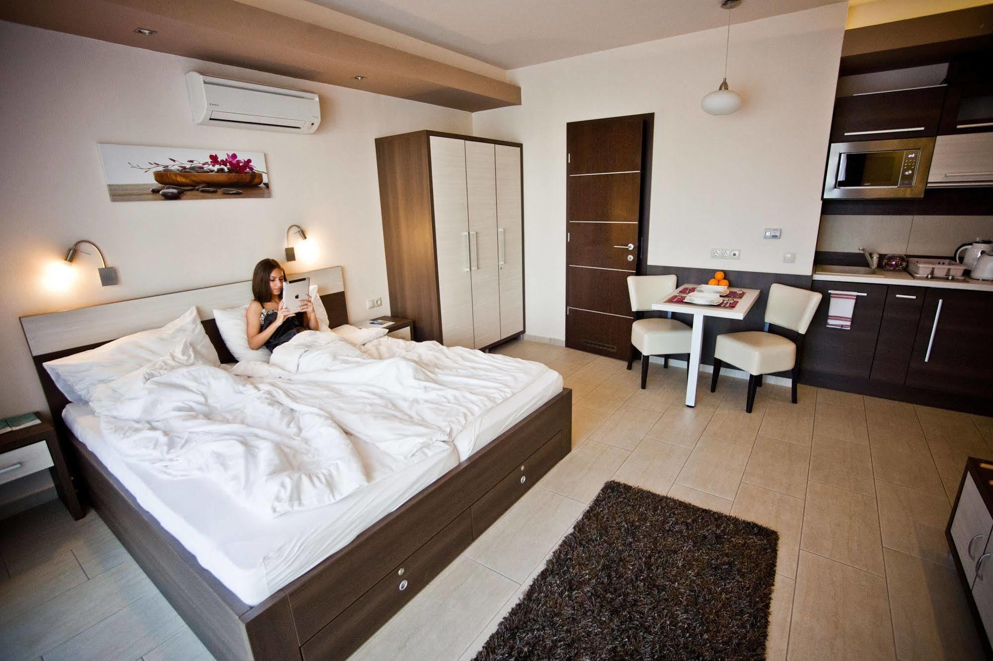 Németh Apartmanok Sárvár Extérieur photo