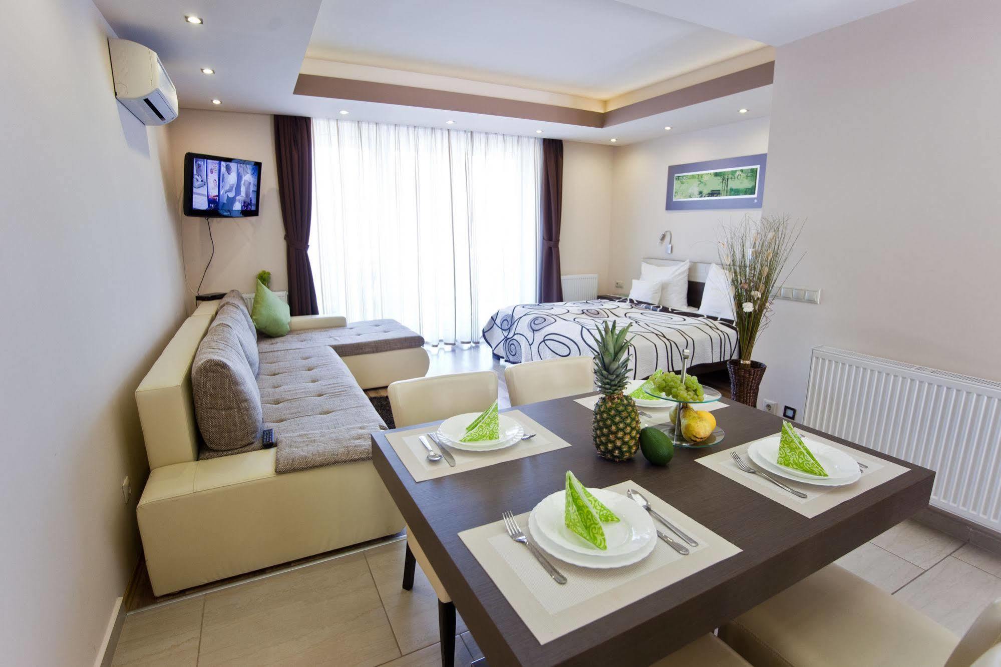 Németh Apartmanok Sárvár Extérieur photo