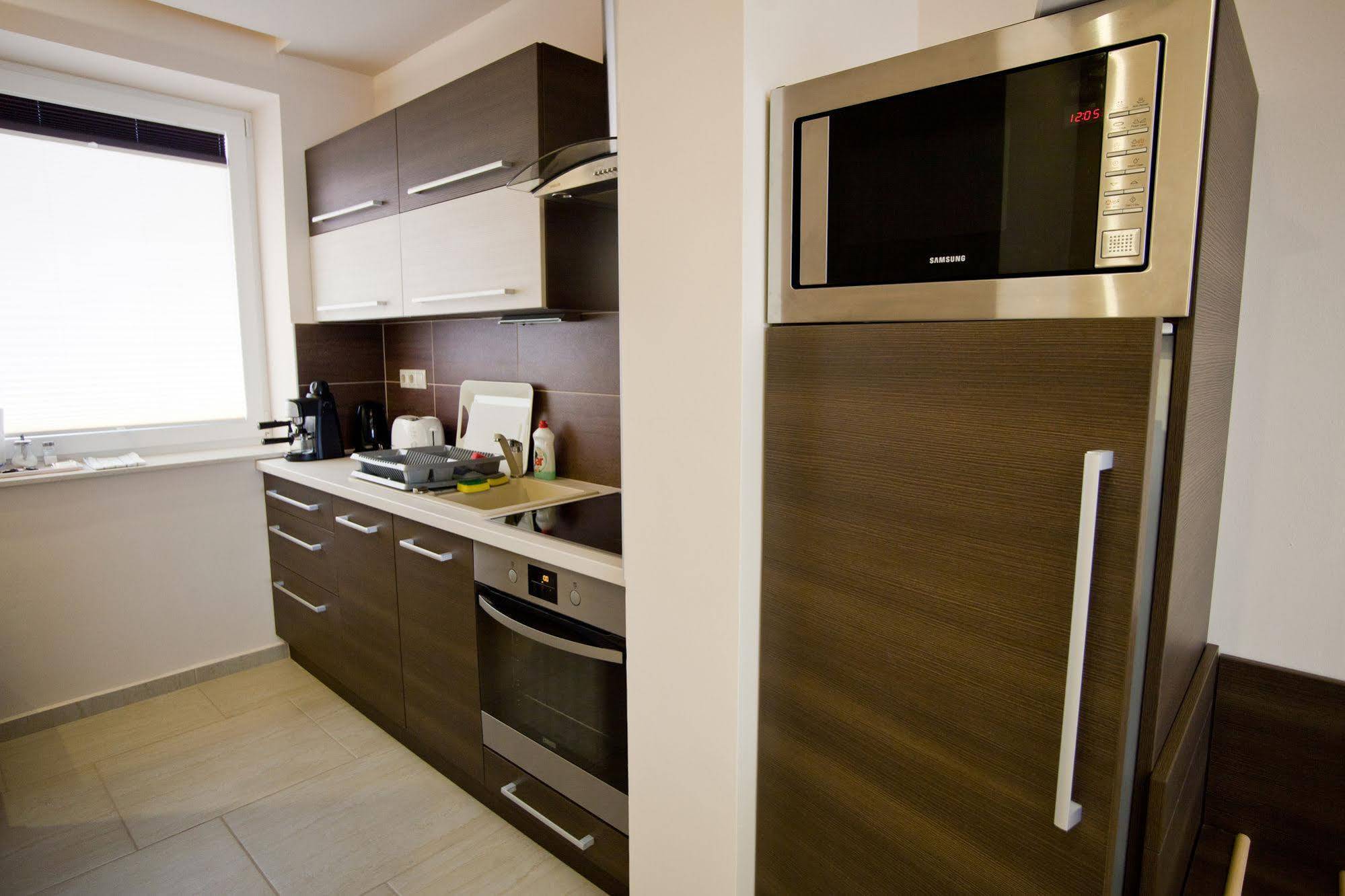 Németh Apartmanok Sárvár Extérieur photo